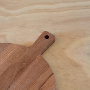 MDC02975 Rond borrelplank met handvat zonder sapgeul Ø 30 cm